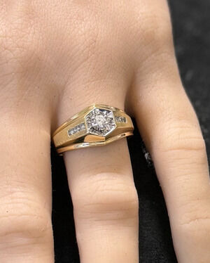 14k Yellow Solid Gold Mens Diamonds Ring Natural Diamond .30TW Ring Sze 10.5